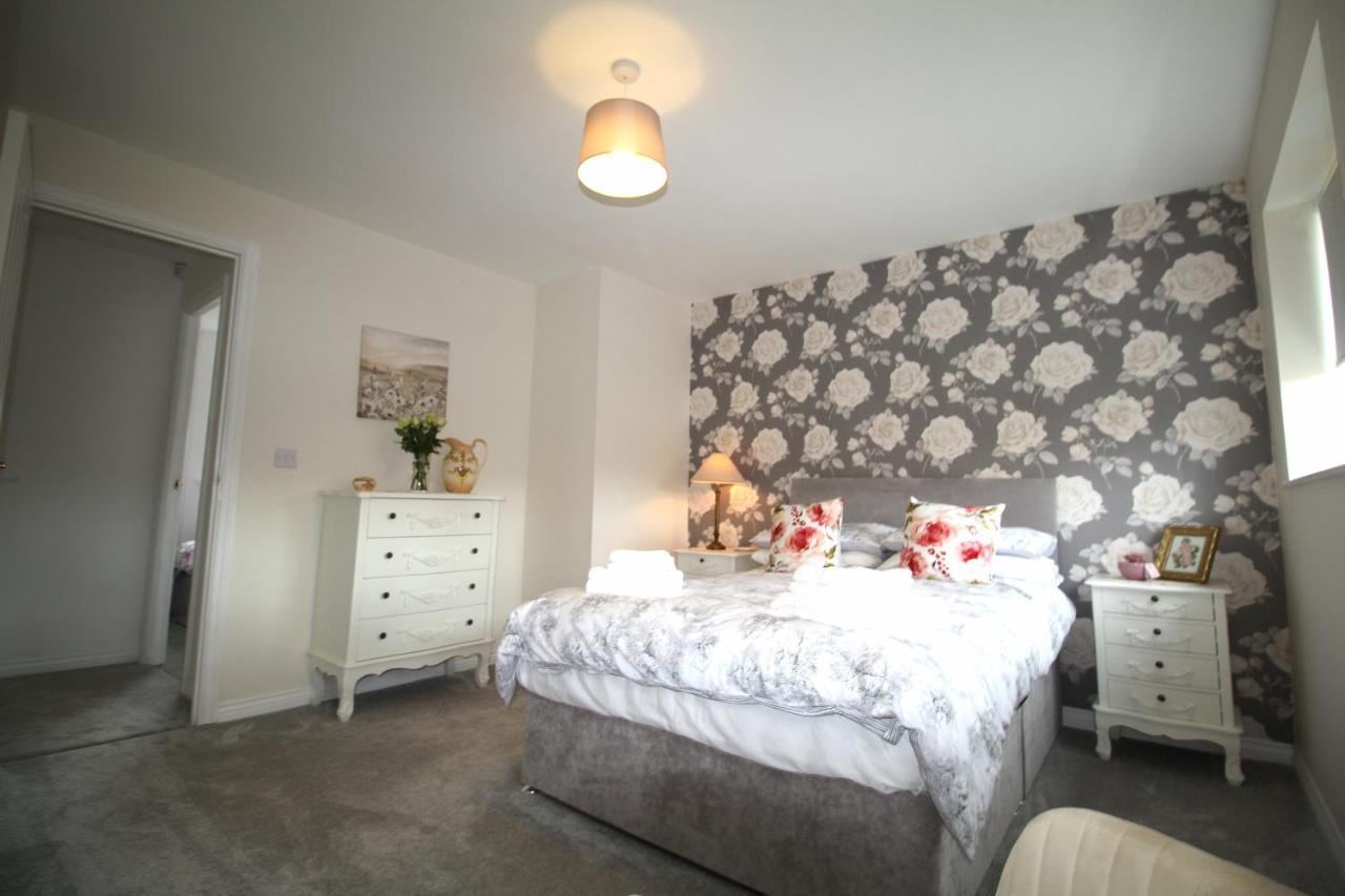 Ashington - 2 Bedroom House - Beautifully Decorated & Furnished - Large Garden Ashington (Northumberland) Exterior foto