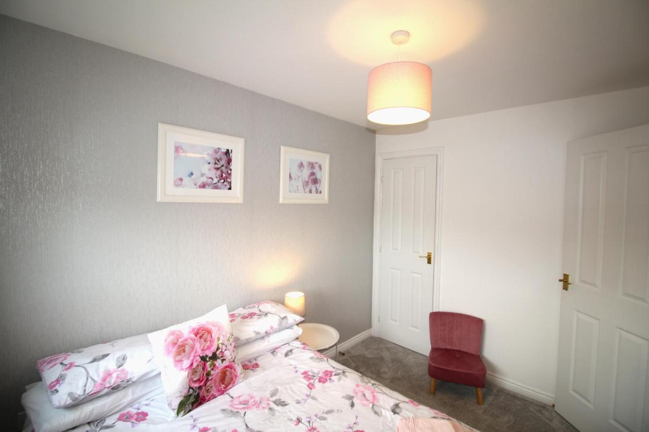 Ashington - 2 Bedroom House - Beautifully Decorated & Furnished - Large Garden Ashington (Northumberland) Exterior foto